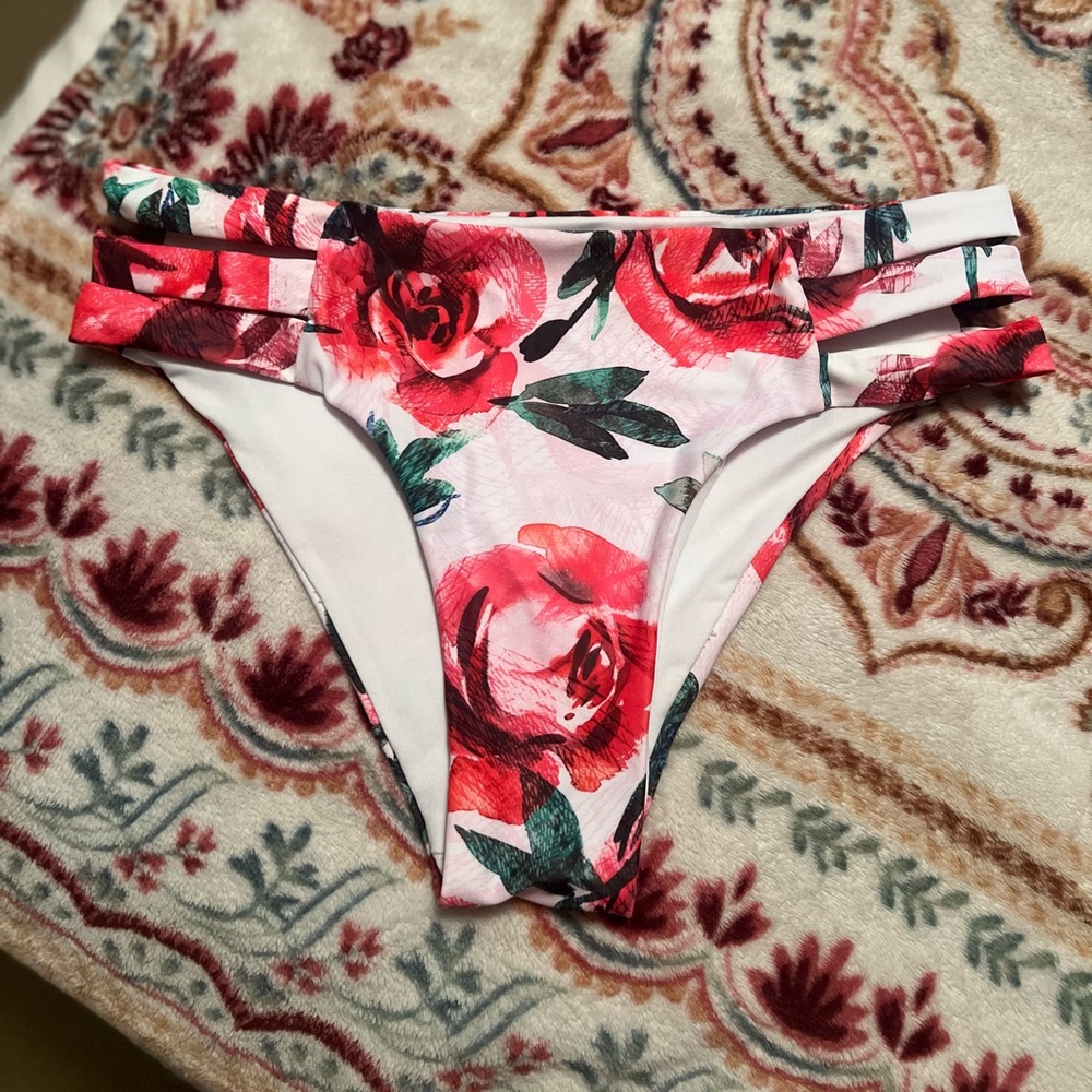 Floral Cheeky Side Cut Out Bikini Bottoms Sz XS